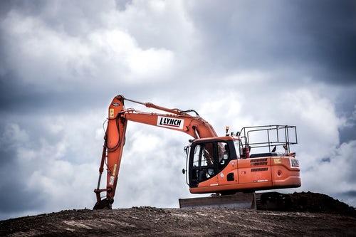 5 Tips to Help Your Earthmoving Business Stand Out in a Sea of Contractors